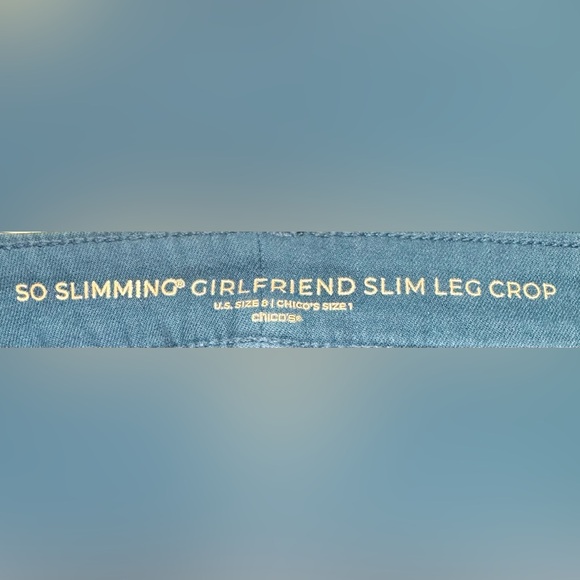 Chico's Girlfriend Frayed Cropped Seaport Blue Jeans - Picture 9 of 13